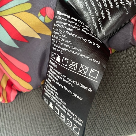 Burton Jacket - Size XS - Picture 7 of 8